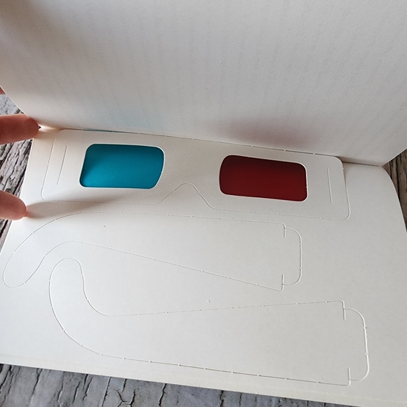 3/$25 (FRENCH) 2 Avatar Books - Picture 3 of 8